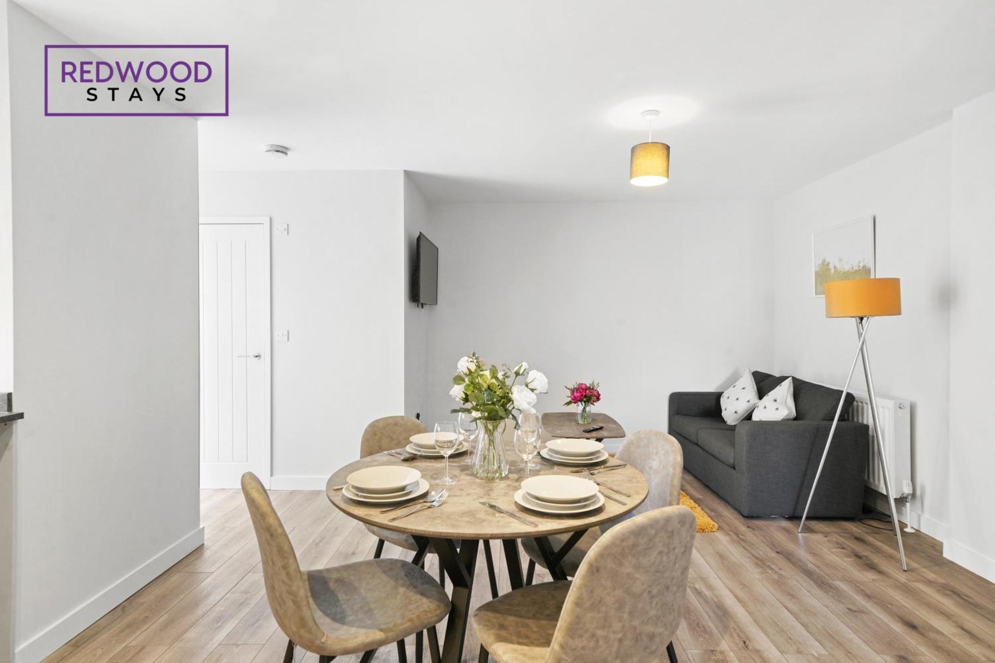 Quality 1 Bed 1 Bath Apartments For Contractors By Redwood Stays Farnborough  Dış mekan fotoğraf